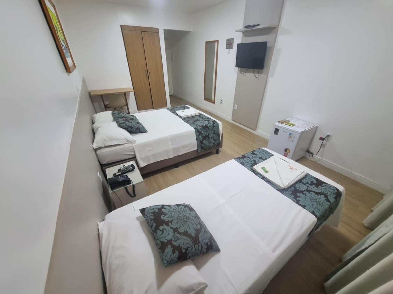 Max Hotel Núcleo Bandeirante エクステリア 写真